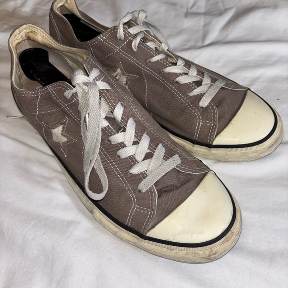 Converse Vintage One Star Gray and White Canvas Sneakers with Rubber Toe Cap - Picture 1 of 6